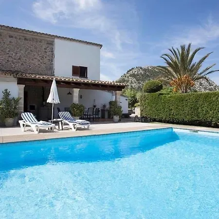Traditional Majorcan By Renthousing Ferienhaus Pollença