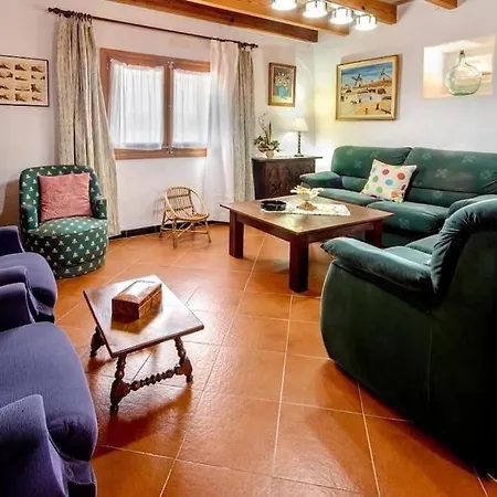 Traditional Majorcan By Renthousing *