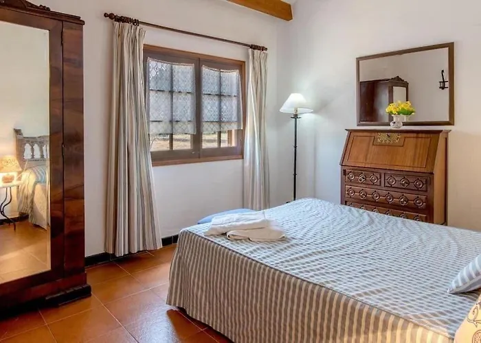 Holiday home Traditional Majorcan By Renthousing Pollenca